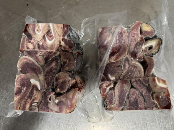 Натуральне харчування для собак – заморожена яловича морда