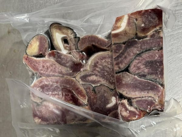 Натуральні яловичі ласощі для собак – морда заморожена 5 кг